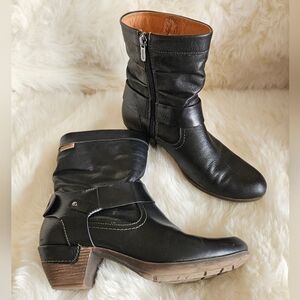 Pikolinos ROTTERDAM Black Leather Ankle boots with side detailing sz 39